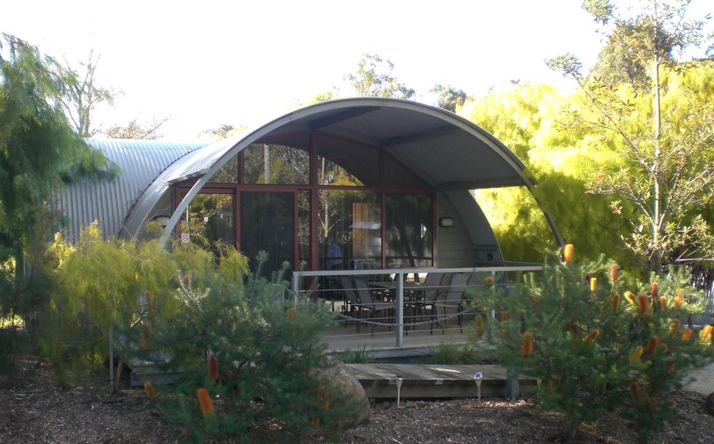 Mallacoota'S Shady Gully Caravan Park Hotel Exterior photo